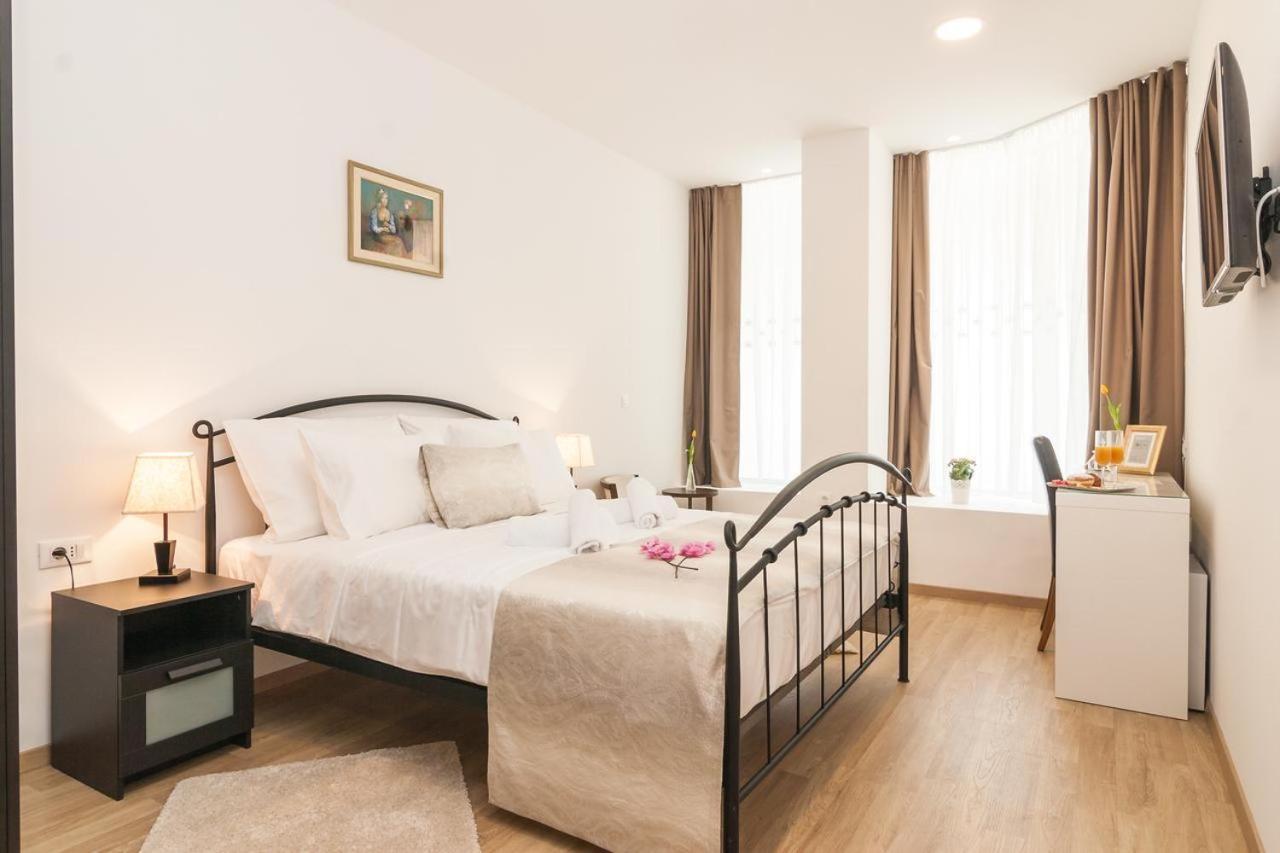 Via Domus Ξενοδοχείο Σπλιτ Εξωτερικό φωτογραφία